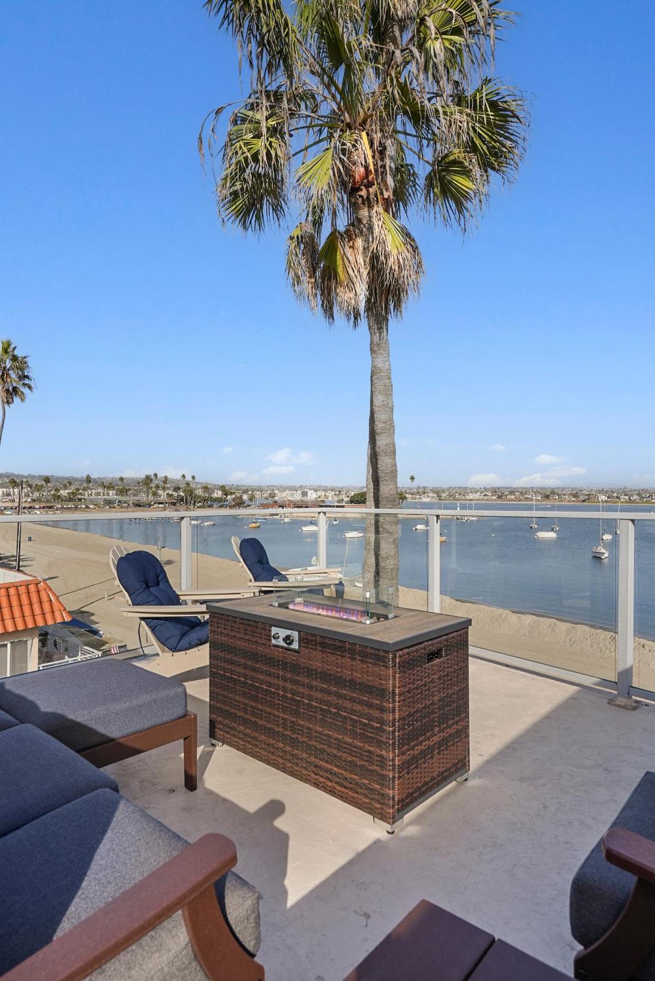 Stunning Bayfront Condo With Gorgeous Views, Garage, Massive Roof Deck & Ac - Dogs Welcome! San Diego Luaran gambar